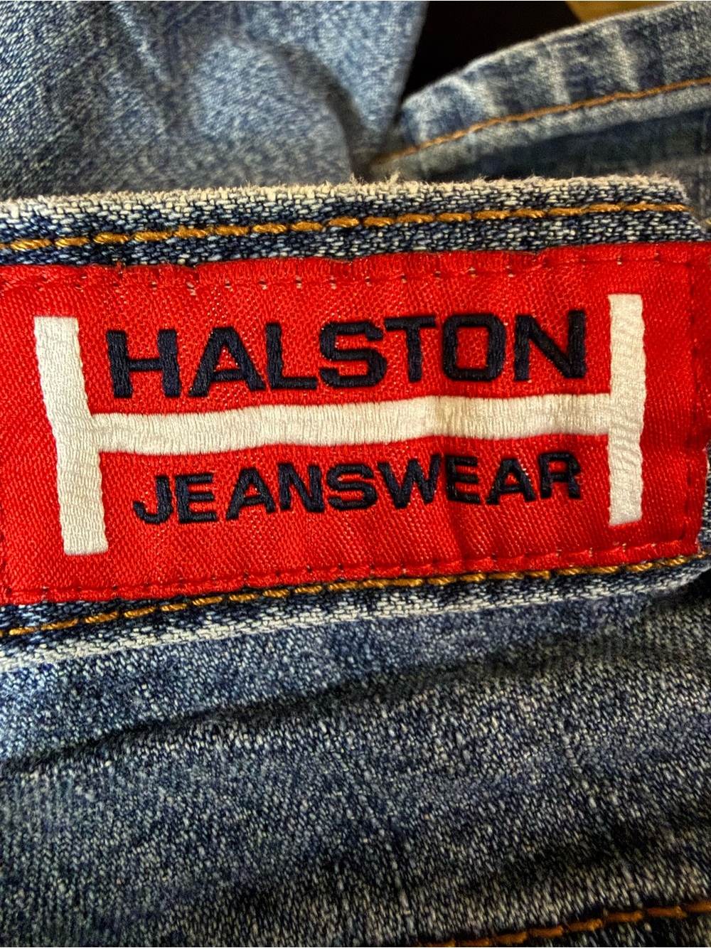Classic Halston Jeanwear Light Blue Denim Relaxed High-Waist Shorts - Picture 5 of 7